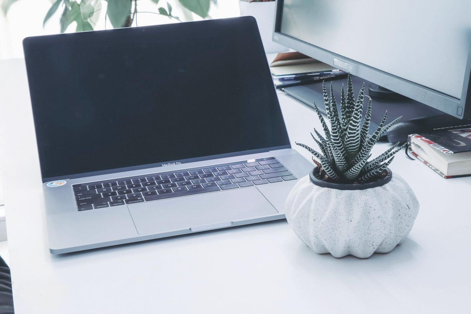 Infrastruktur teknologi platform investasi Hyrgen